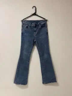 GU スリムフレアジーンズ 標準丈