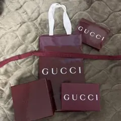 GUCCI ギフトボックス バーガンディ