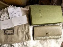 GUCCI ベージュレザー 長財布 GGパターン