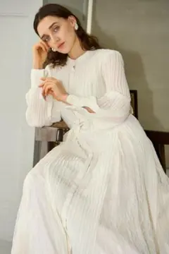 Estella.K Alyssa Pleaded Long Dressのサムネイル