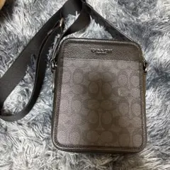 COACH ブラック ショルダーバッグ