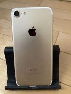 Apple iPhone 7 ゴールド 4.7インチ 本体 - メルカリ