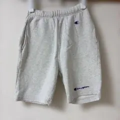 チャンピオン　150 ハーフパンツ 　スウェット生地　こども