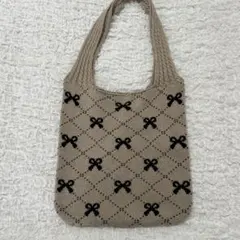 リボン柄ベージュニットトートバッグ