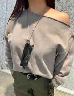 最終値下げ⚠️adidas Original オフショルダー トップス