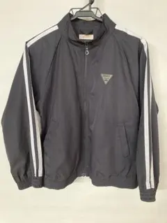 キッズ　ウインドブレーカー