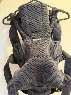 【美品】BABY BJORN ベビーキャリア MOVE エアリーメッシュのサムネイル