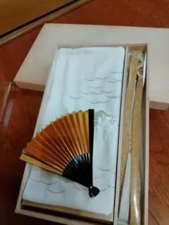 波模様刺繍の白い帯揚げ、帯締めセット