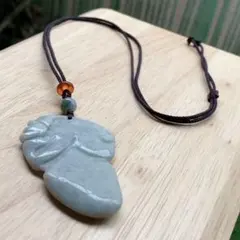 翡翠　天然石　翡翠ペンダント　翡翠ネックレス 本翡翠　ネックレス　ペンダント