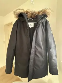 ファー付きブラックロングダウンジャケット