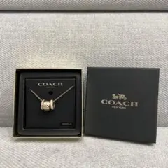 COACH ゴールド 3連ネックレス