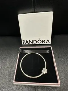 PANDORA ブレスレット フラワーモチーフ バングル - メルカリ