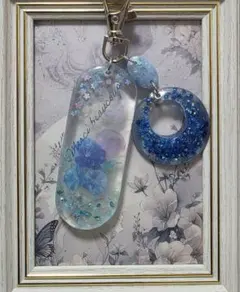 青系花柄レジンチャーム