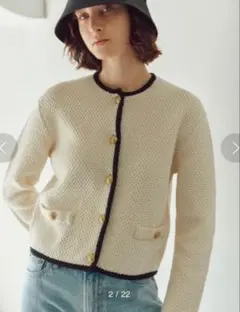 未使用　[ミラオーウェン] 金釦ショート丈ニットカーデ　サイズ１