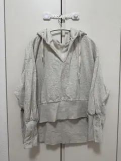 チャオパニックティピー　袖ボタンスキッパーフーディー　パーカー　スウェット