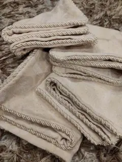 Item thumbnail for item edd30549-7a77-4576-af82-12dd8f693922