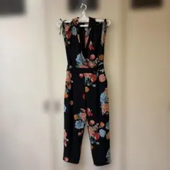 ZARA 花柄 ノースリーブ オールインワン ブラックのサムネイル