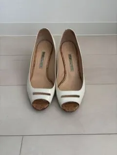 ペリーコ オープントゥ　エナメル　パンプス　ホワイトのサムネイル