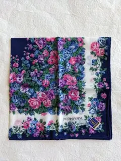 イヴサンローラン　ハンカチ　大判