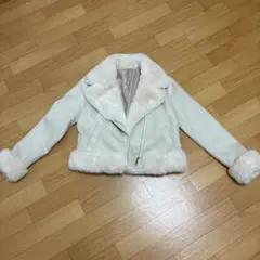 ホワイト フェイクファー ライダースジャケット