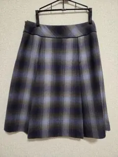 リフレクト　ウールスカート グレーと青のチェック柄