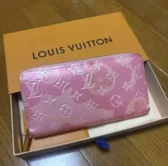 Louis Vuitton 日本限定 ジッピーウォレット
