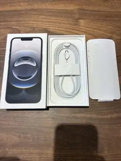 【新品　未使用品】iPhone 16e タイプC-タイプC充電ケーブル　ブラック