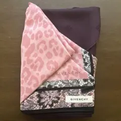 Givenchy レディース　ハンカチ　新品未使用