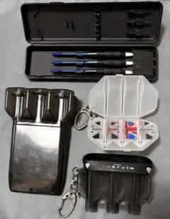 MONSTER ダーツケース バレルデザイン ダーツ3本付き - メルカリ