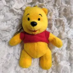DISNEYディズニー　くまのプーさん　キーホルダー　ミニぬいぐるみ　チャーム