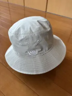 NEW ERA バケットハット ライトグレー チェック　リバーシブル　Ｌ