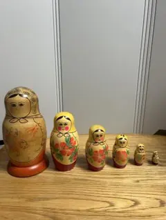マトリョーシカ 6体セット 木製 ロシア民芸品のサムネイル