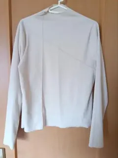 DAZYレディーストップスハイネック　Ｌ