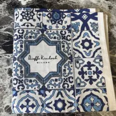 Diffie Kinloch タイル模様ハンカチ