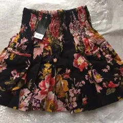 新品TOPSHOP花柄スカートのサムネイル