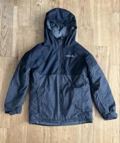 COLUMBIA コロンビア　キッズアウター　スキーウェア　140