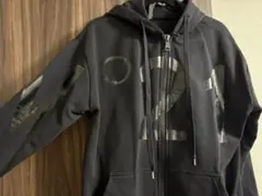 N'21（ヌメロ ヴェントゥーノ ジップアップパーカーのサムネイル