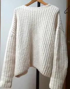 【最終価格】リブ編み ニットセーター