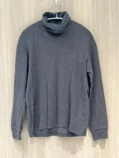 UNIQLO　グレー タートルネック Tシャツ Mサイズ