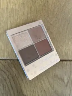 キャンメイク シルキースフレアイズ マットタイプ M02 チャイブリック