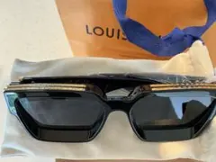 LOUIS VUITTON ルイヴィトン サングラス 1.1ミリオネアのサムネイル