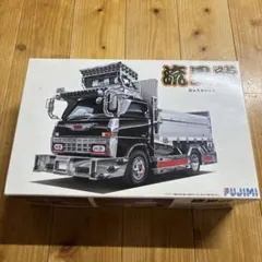 HINO プロフィア 成田商事 大虎丸 模型 完成品 ケース込み - メルカリ