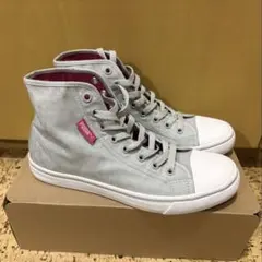ハイカットスニーカー　PUMA