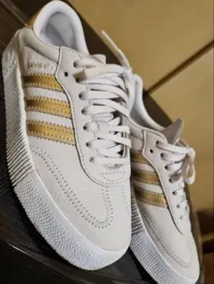 adidas samba rose ピンク×ゴールド　23センチのサムネイル
