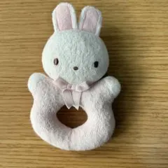 y*様 【美品】familiar ファミリア　うさぎ　ラトル　出産祝い　お紐線