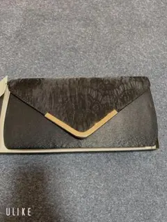 エレガントな黒いクラッチバッグ チェーン有りパーティバッグ 冠婚葬祭 フォーマル