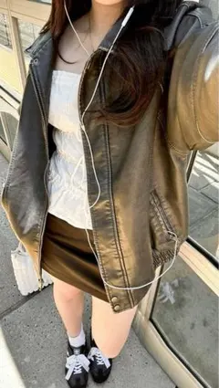 Zara フェイクレザーブルゾン