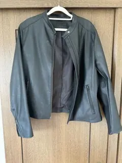 ユニクロ　レザータッチジャケット