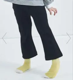 ペアマノン ストレッチ素材 メロー フレアパンツのサムネイル
