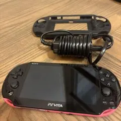 PS Vita 2000 ブラック×レッド　美品　動作確認済　初期化済